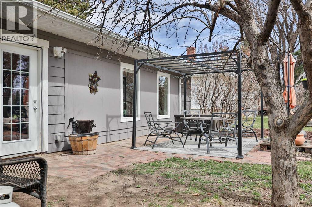 28 E 100 S, Raymond, Alberta  T0K 2S0 - Photo 46 - A2301979