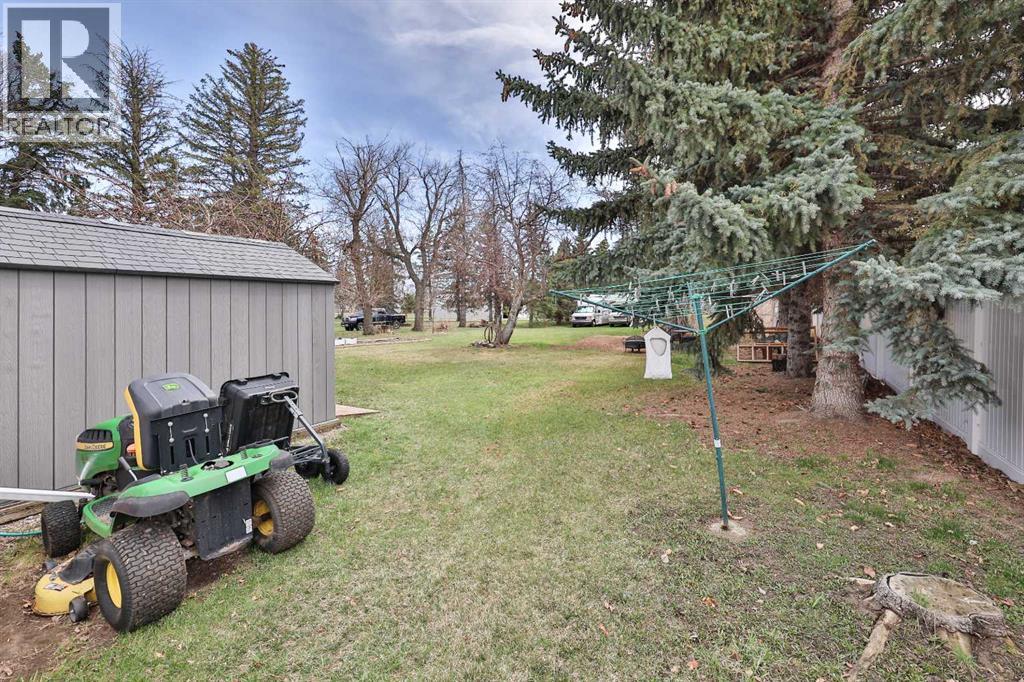 28 E 100 S, Raymond, Alberta  T0K 2S0 - Photo 44 - A2301979