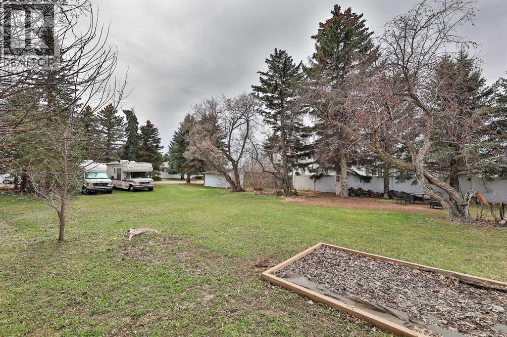 28 E 100 S, Raymond, Alberta  T0K 2S0 - Photo 49 - A2301979