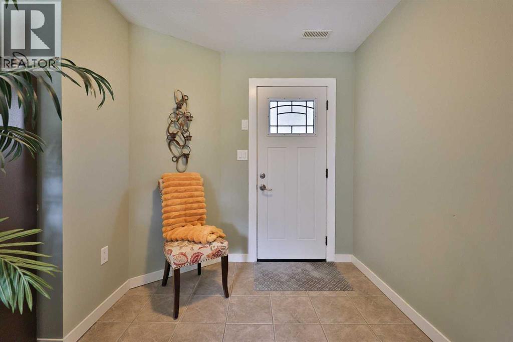 28 E 100 S, Raymond, Alberta  T0K 2S0 - Photo 39 - A2301979