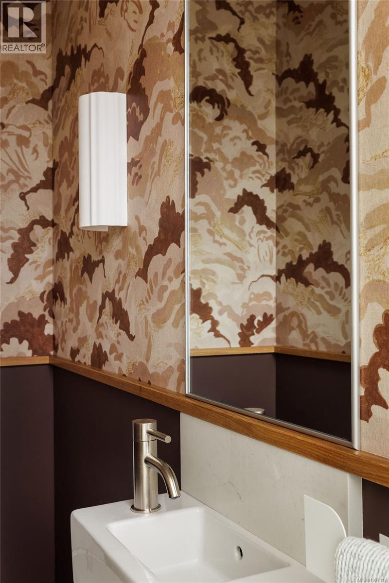 8 1520 Louise Pl, Saanich, British Columbia  V8P 2T8 - Photo 14 - 1027117