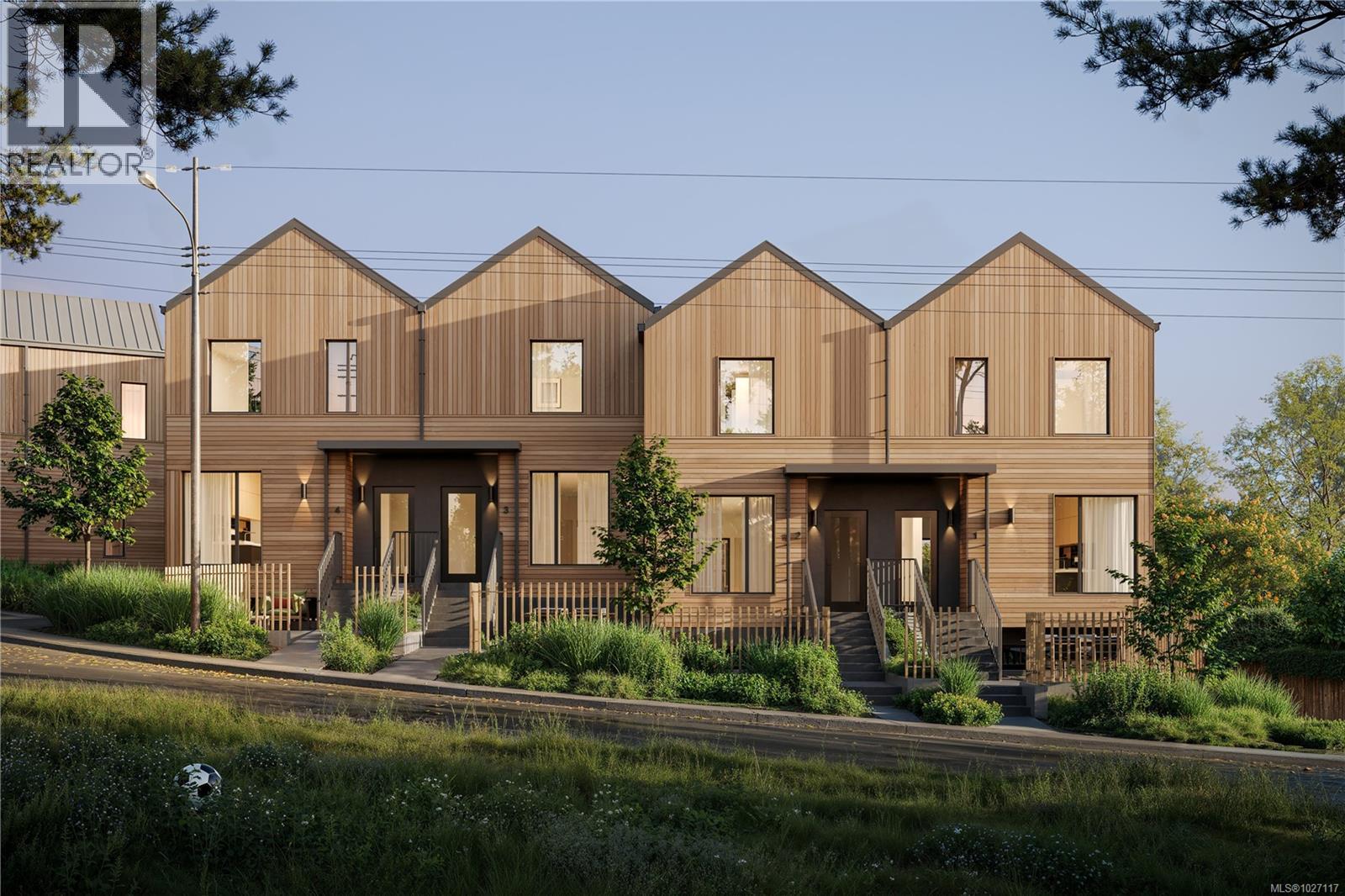 8 1520 Louise Pl, Saanich, British Columbia  V8P 2T8 - Photo 1 - 1027117