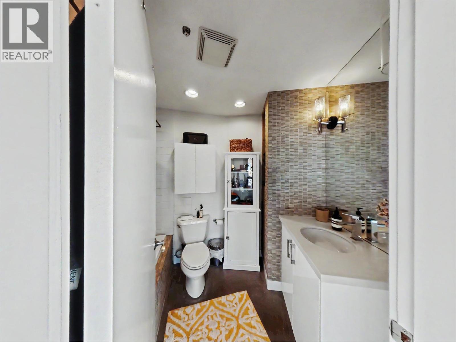 501 28 Powell Street, Vancouver, British Columbia  V6A 1E7 - Photo 17 - R3111524