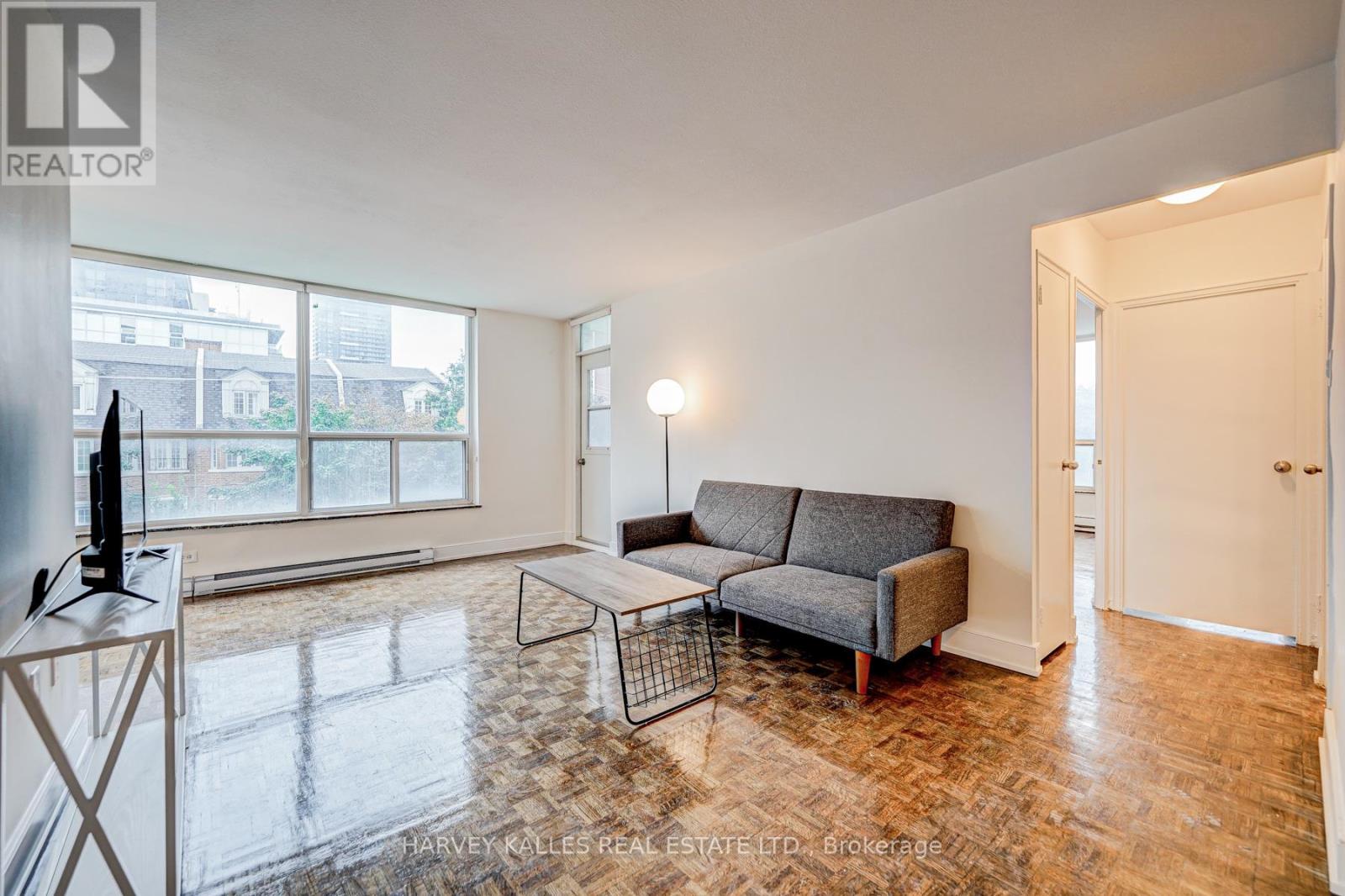 701 - 133 Erskine Avenue, Toronto, Ontario  M4P 1Y8 - Photo 2 - C13004196