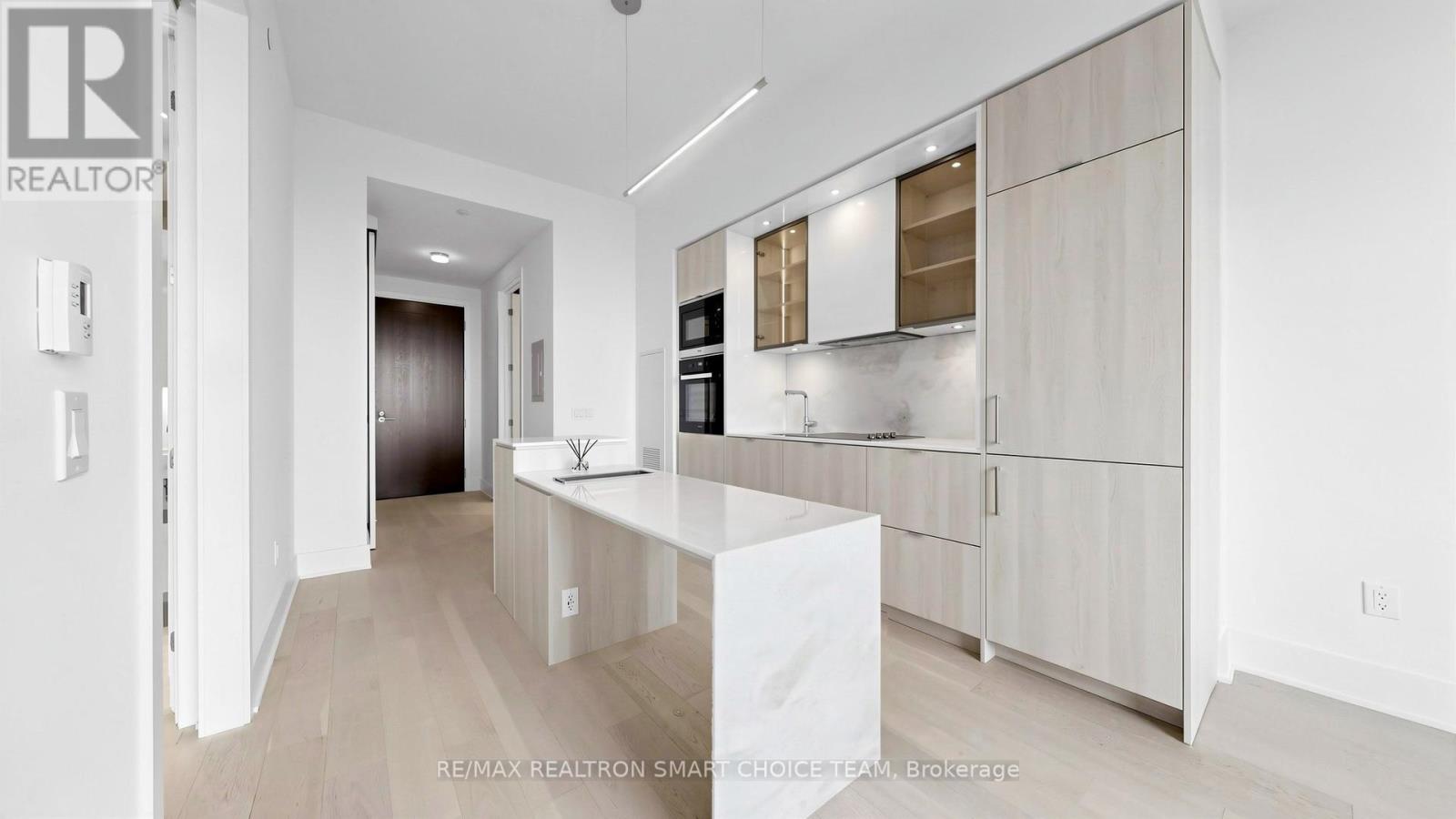 5903 - 11 Yorkville Avenue, Toronto, Ontario  M4W 0B7 - Photo 9 - C13004202