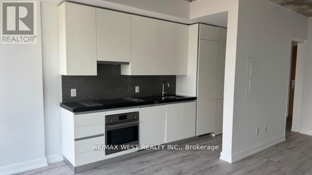 1025 - 629 King Street, Toronto, Ontario M5V 1M5 - Photo 3 - C13004244