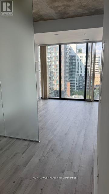 1025 - 629 King Street, Toronto, Ontario M5V 1M5 - Photo 8 - C13004244