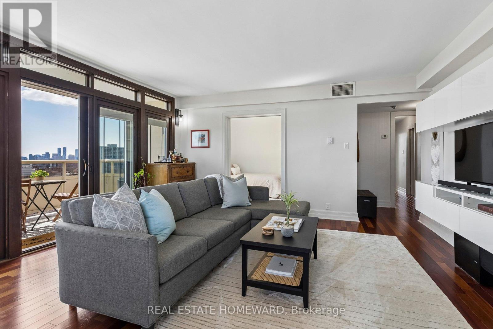 1208 - 980 Broadview Avenue, Toronto, Ontario  M4K 3Y1 - Photo 10 - E13004114