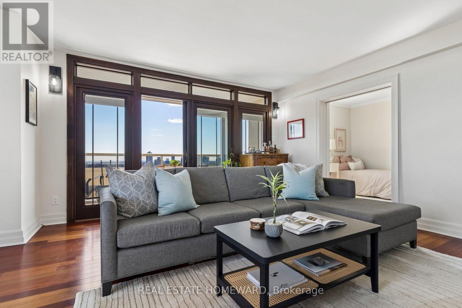 1208 - 980 Broadview Avenue, Toronto, Ontario  M4K 3Y1 - Photo 11 - E13004114