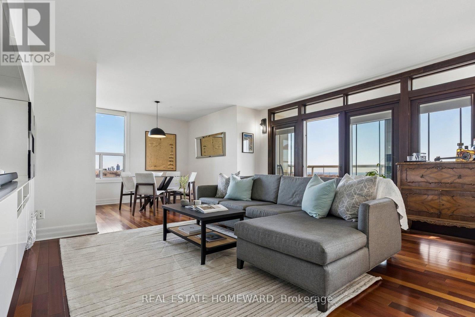 1208 - 980 Broadview Avenue, Toronto, Ontario  M4K 3Y1 - Photo 6 - E13004114