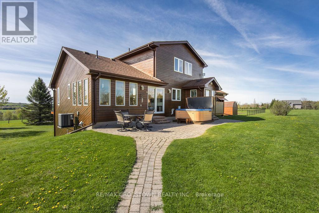 5556 10th Sideroad Road, Essa, Ontario  L0L 1N0 - Photo 25 - N13004118