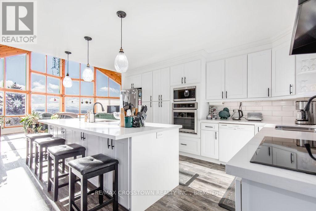 5556 10th Sideroad Road, Essa, Ontario  L0L 1N0 - Photo 9 - N13004118