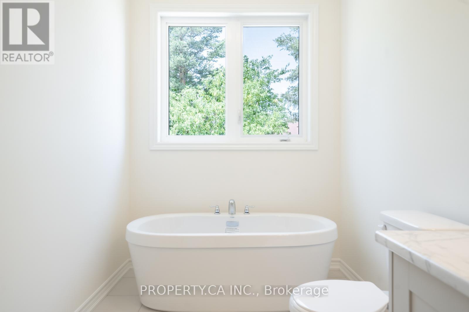 52 Rumi Court, Vaughan, Ontario  L6A 5E5 - Photo 17 - N13004164