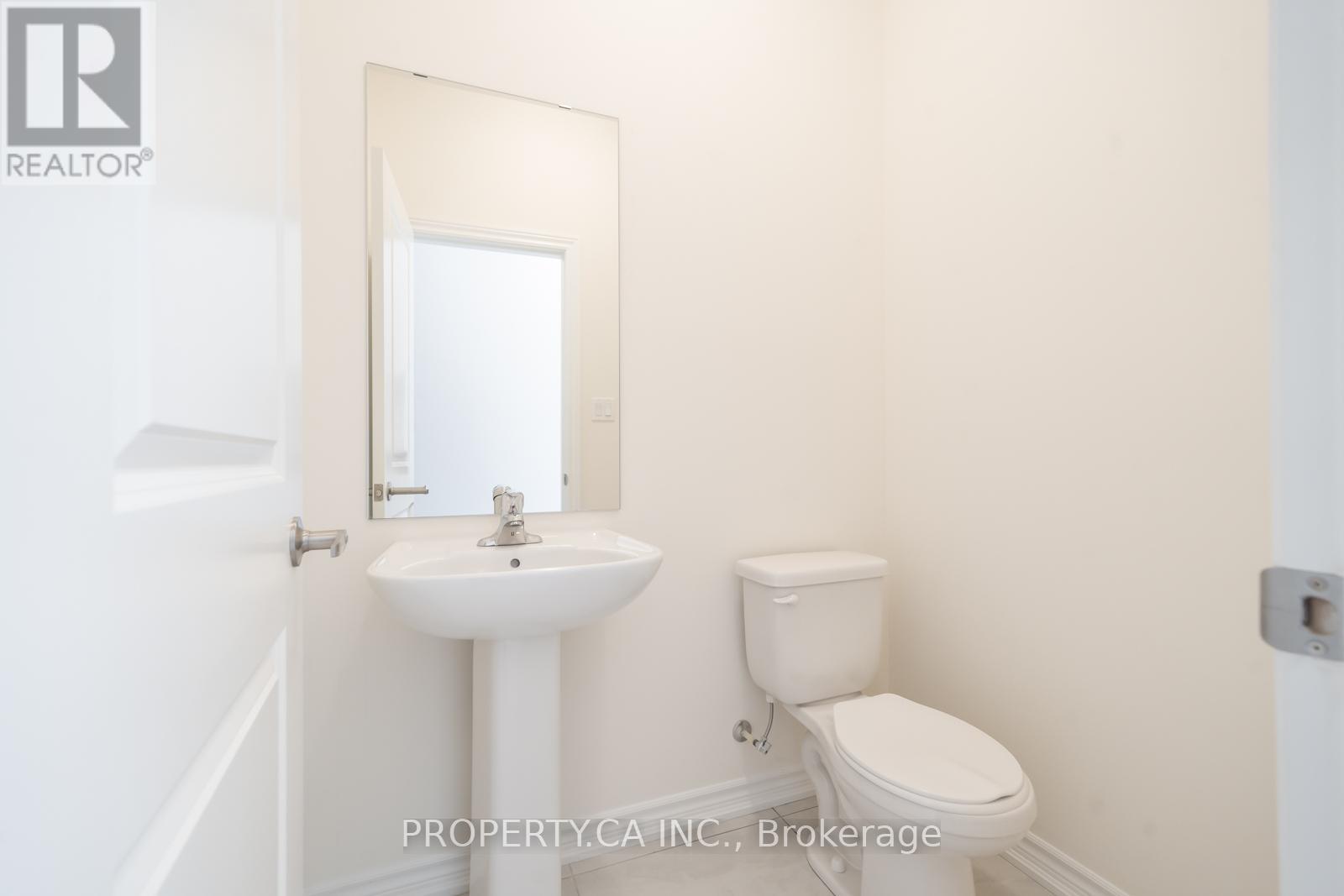 52 Rumi Court, Vaughan, Ontario  L6A 5E5 - Photo 5 - N13004164