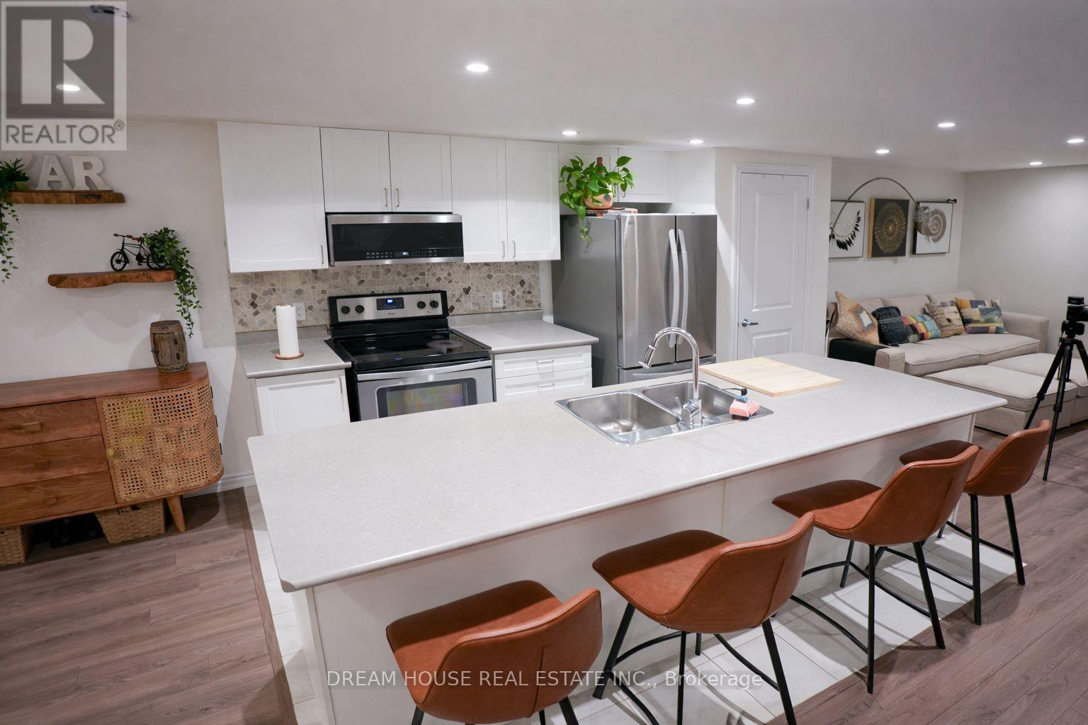 94 - 2500 Hill Rise Court, Oshawa, Ontario  L1L 0M6 - Photo 8 - E12995704