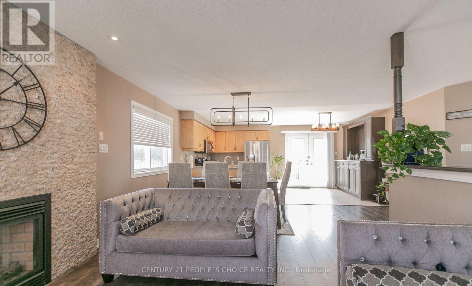 55 Marsellus Drive, Barrie, Ontario  L4N 8S6 - Photo 7 - S13004110