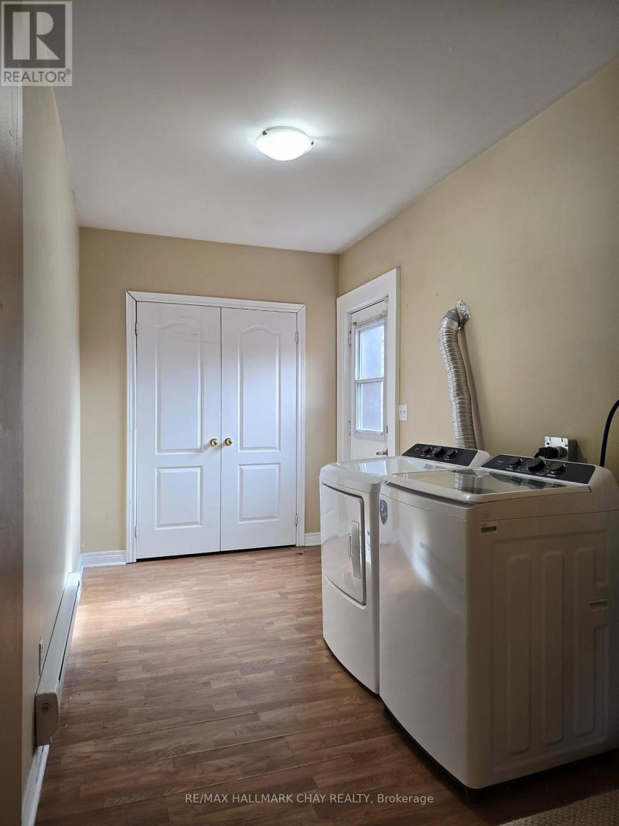 B - 178 Mill Street, Clearview, Ontario  L0M 1G0 - Photo 11 - S13004204