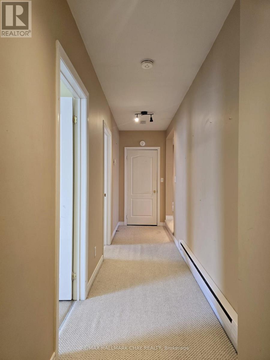 B - 178 Mill Street, Clearview, Ontario  L0M 1G0 - Photo 2 - S13004204