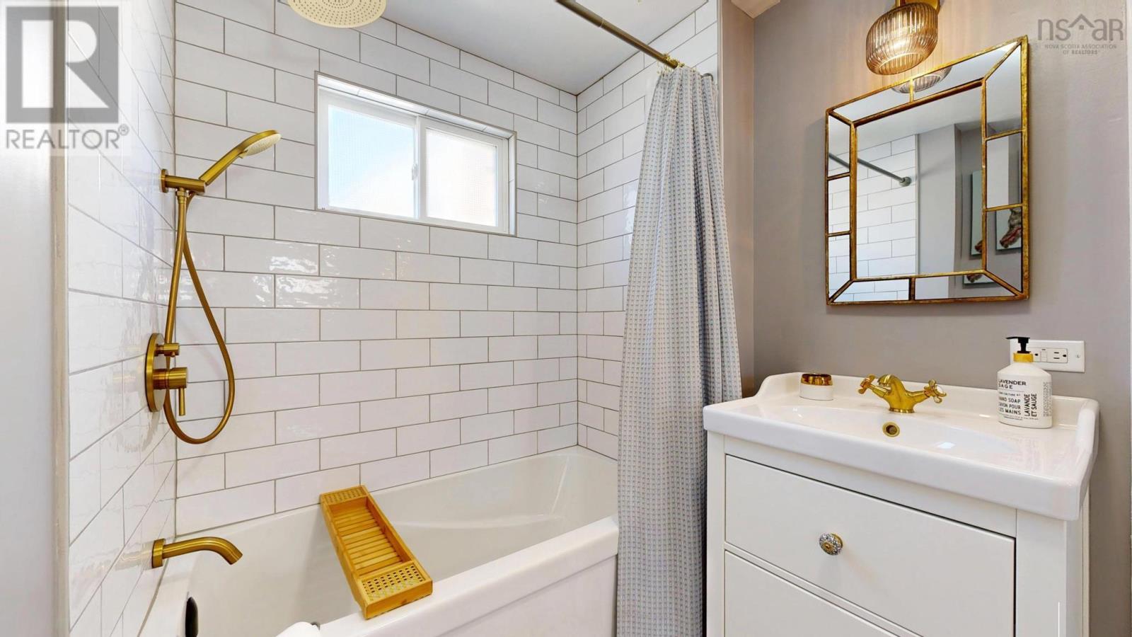 94 Queen Street, Chester, Nova Scotia  B0J 1J0 - Photo 22 - 202607121