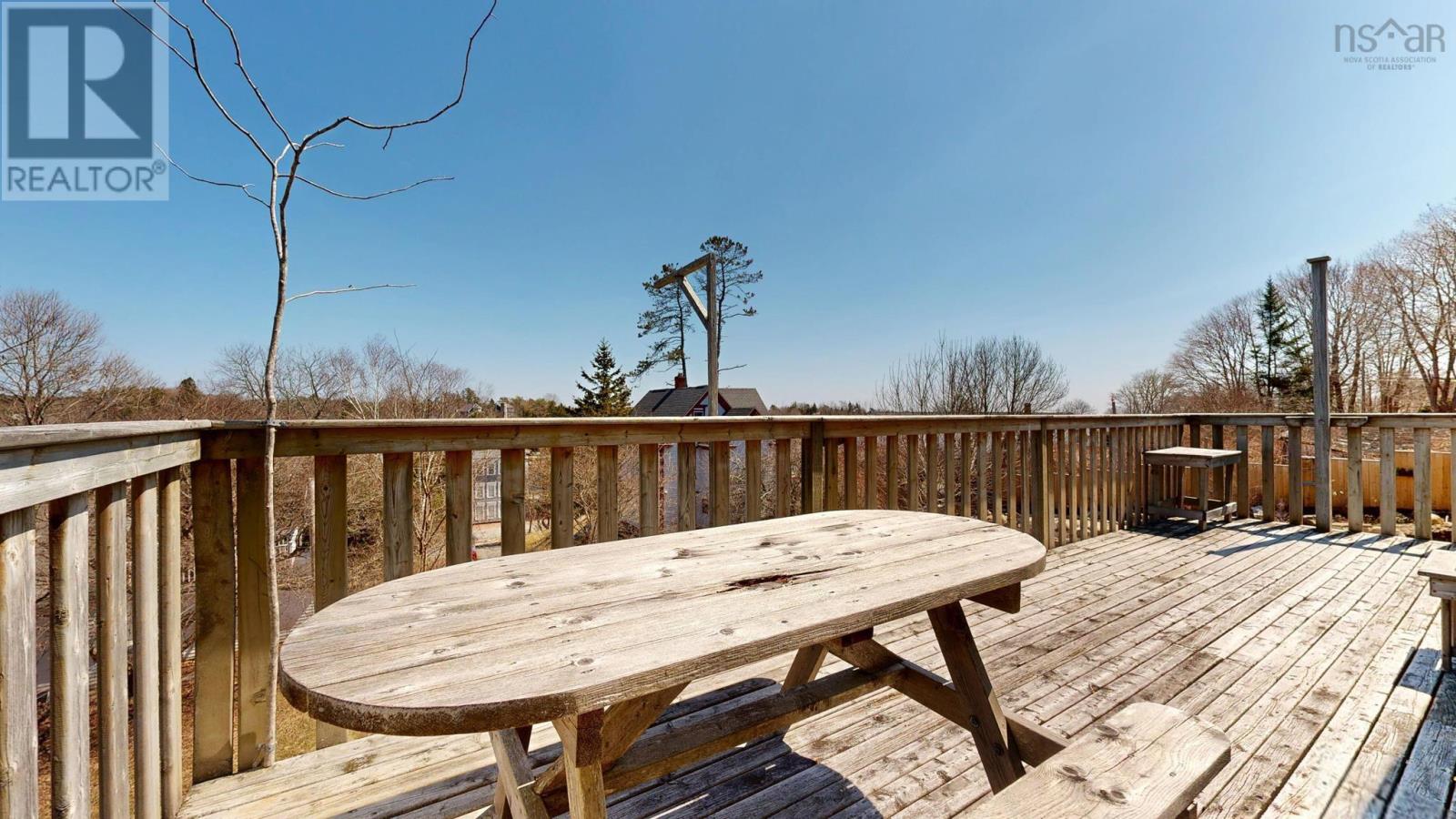 94 Queen Street, Chester, Nova Scotia  B0J 1J0 - Photo 30 - 202607121