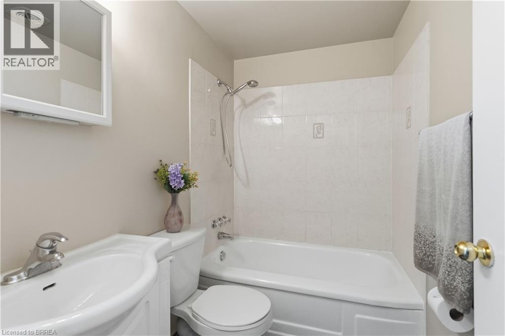 87 St George Street Unit# 305, Brantford, Ontario  N3R 1V5 - Photo 16 - 40816721