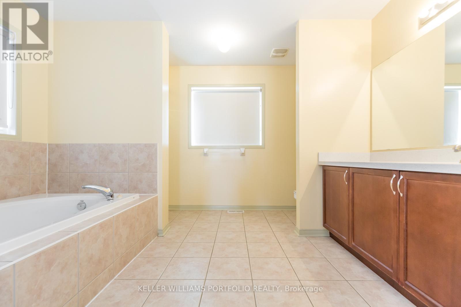 24 Conklin Drive, Brampton, Ontario  L7A 3P5 - Photo 14 - W13004136