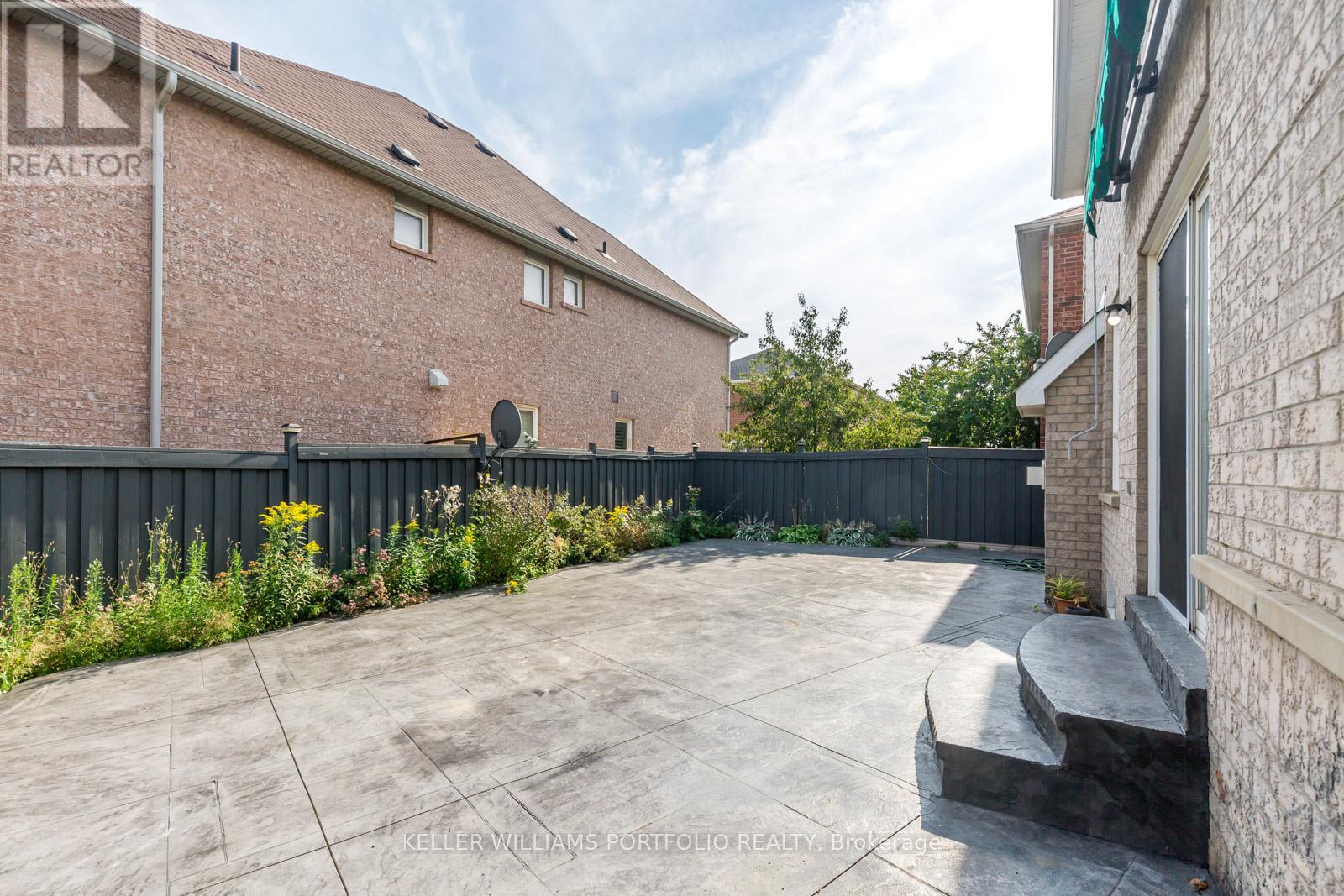 24 Conklin Drive, Brampton, Ontario  L7A 3P5 - Photo 24 - W13004136