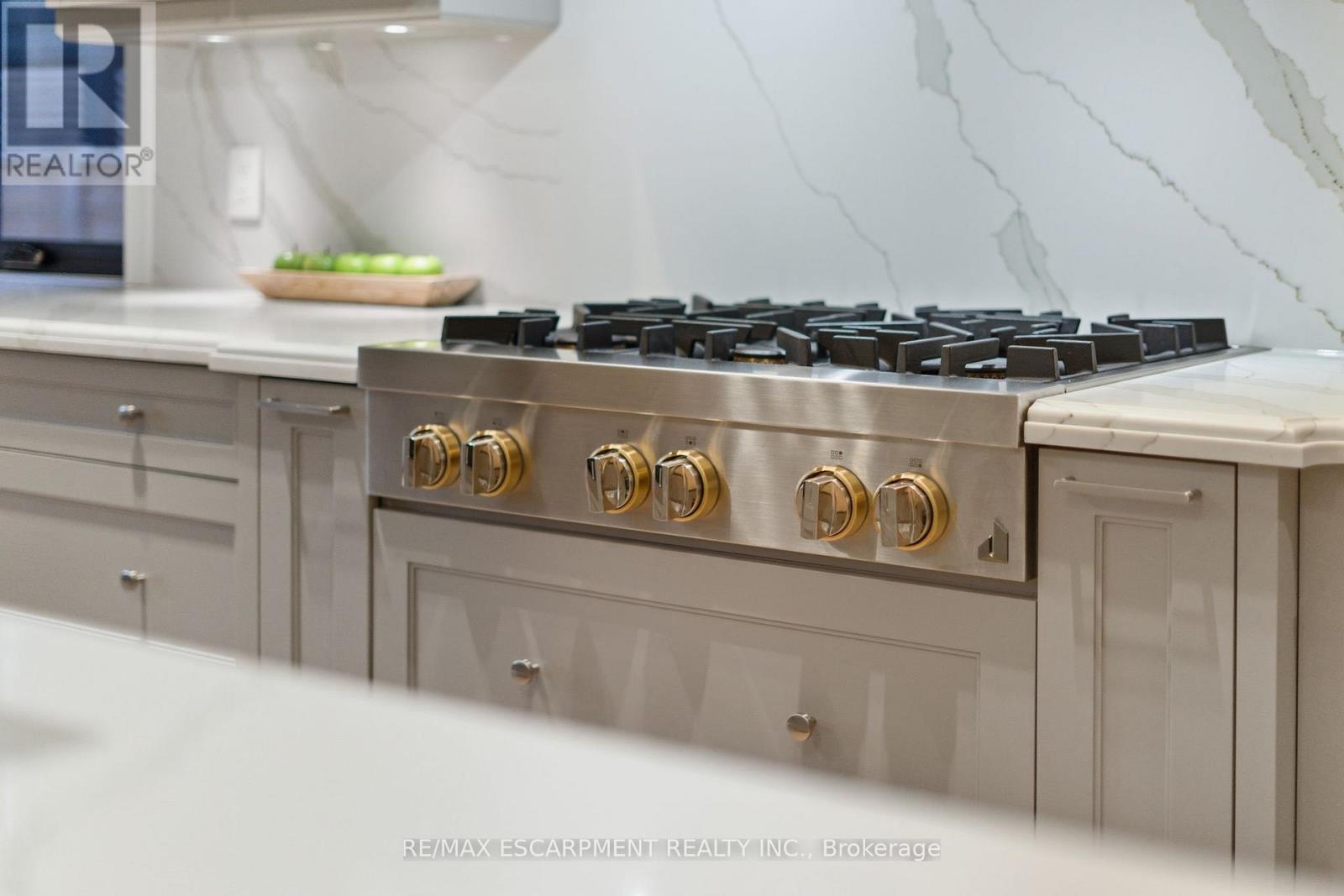 1380 Birchwood Heights Drive, Mississauga, Ontario  L5G 2Y2 - Photo 23 - W13004142