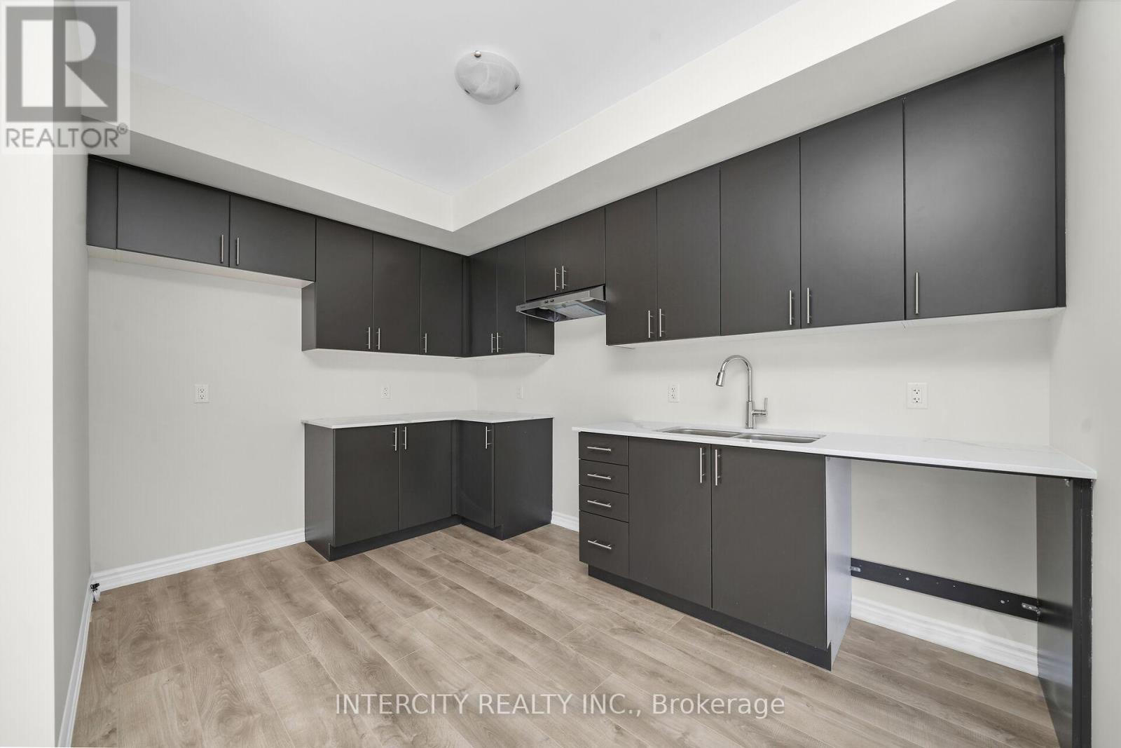 37f - 13 Vibrant Way, Caledon, Ontario  L7C 1Z9 - Photo 8 - W13004162