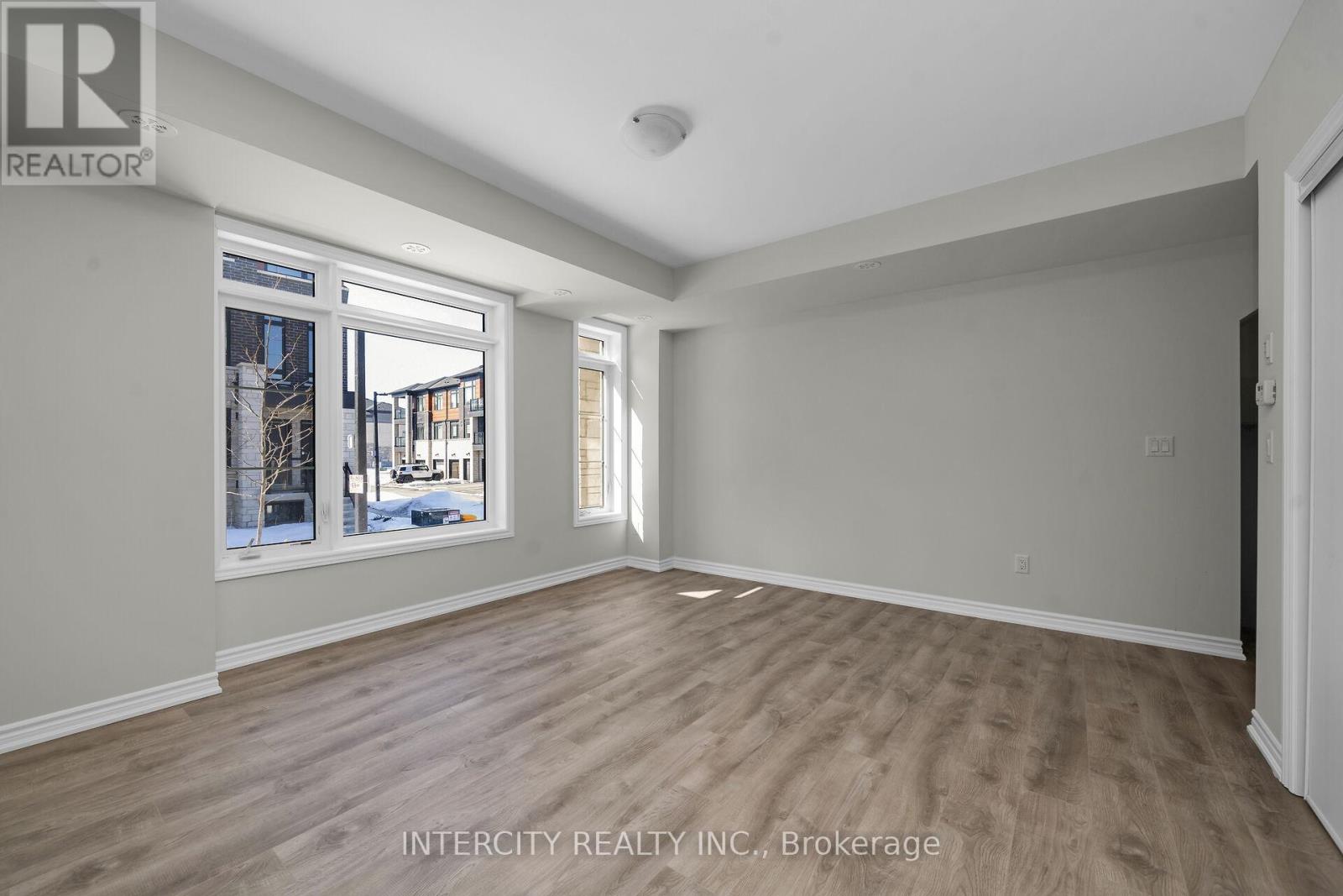 46f - 14 Flourish Way, Caledon, Ontario  L7C 1Z9 - Photo 4 - W13004174