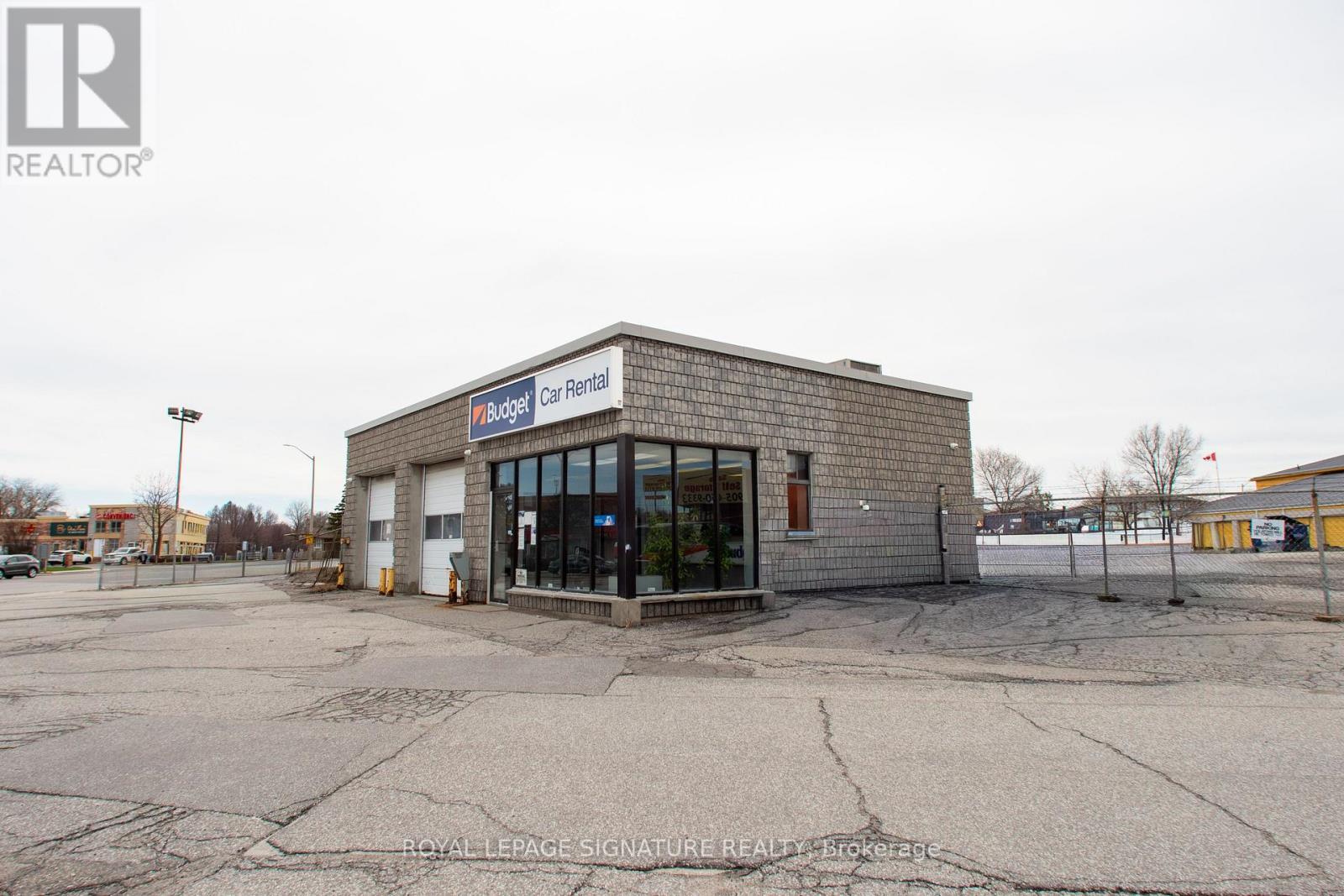 73 Kennedy Road S, Brampton, Ontario  L6W 3E4 - Photo 6 - W13004216