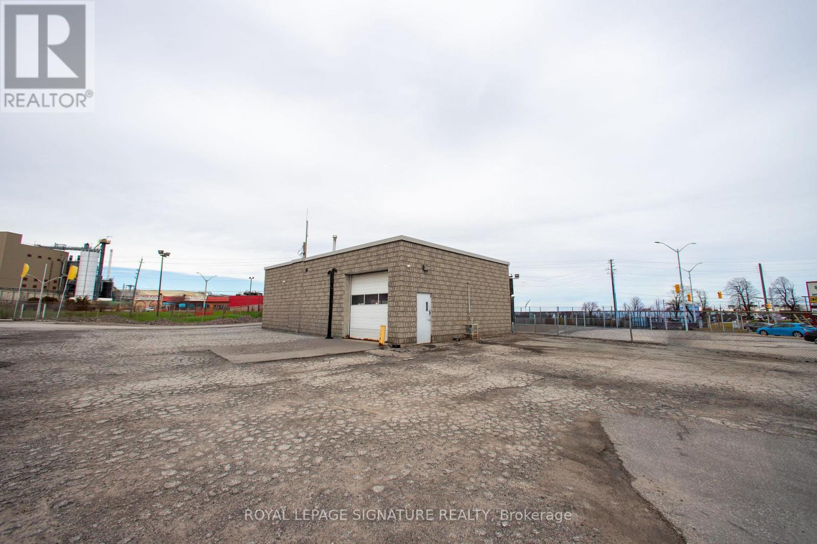 73 Kennedy Road S, Brampton, Ontario  L6W 3E4 - Photo 7 - W13004240