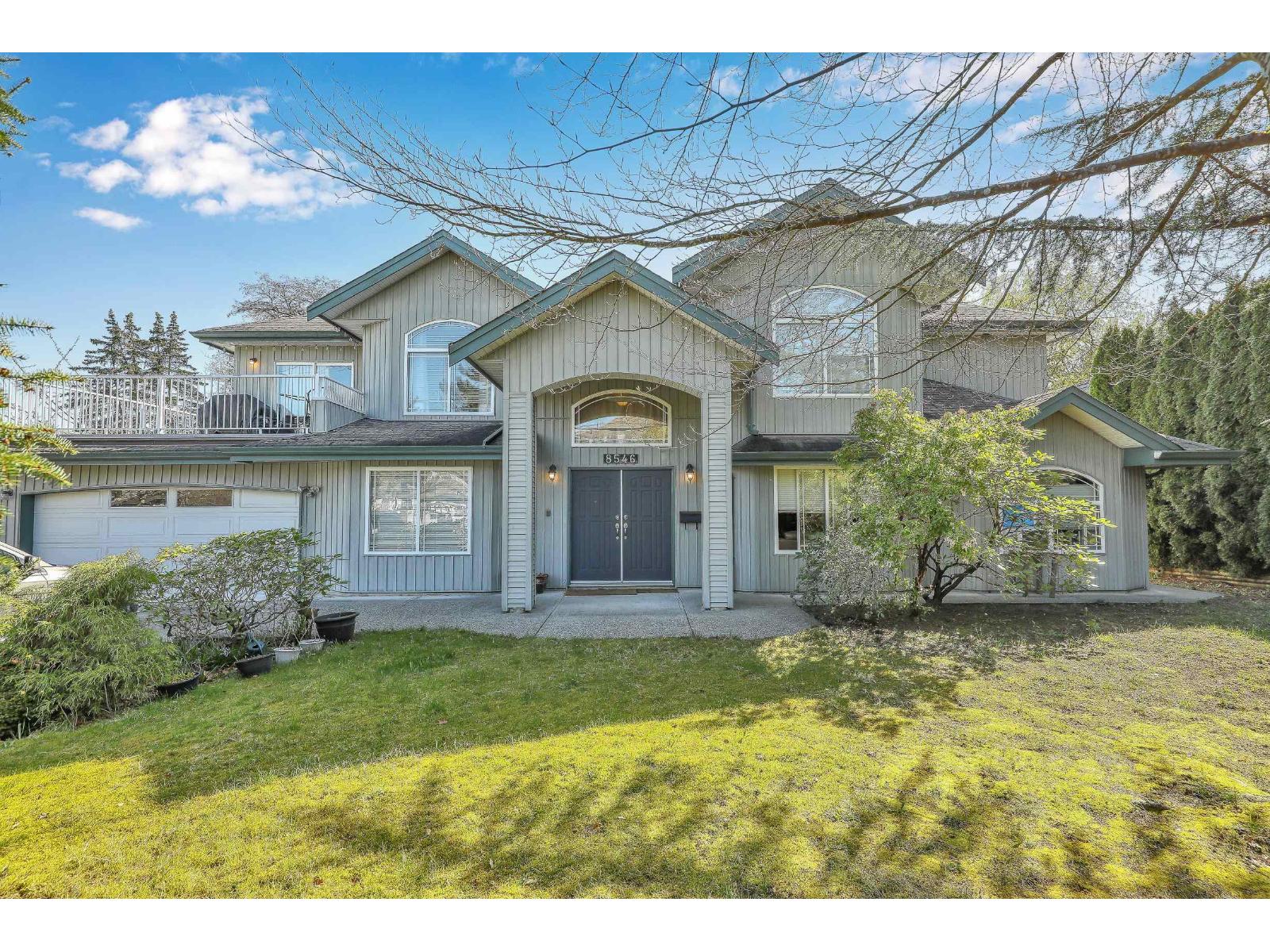 8546 164 STREET, Surrey, British Columbia