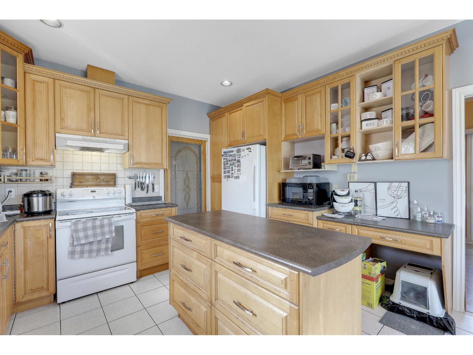 8546 164 Street, Surrey, British Columbia  V4N 1E5 - Photo 15 - R3111025