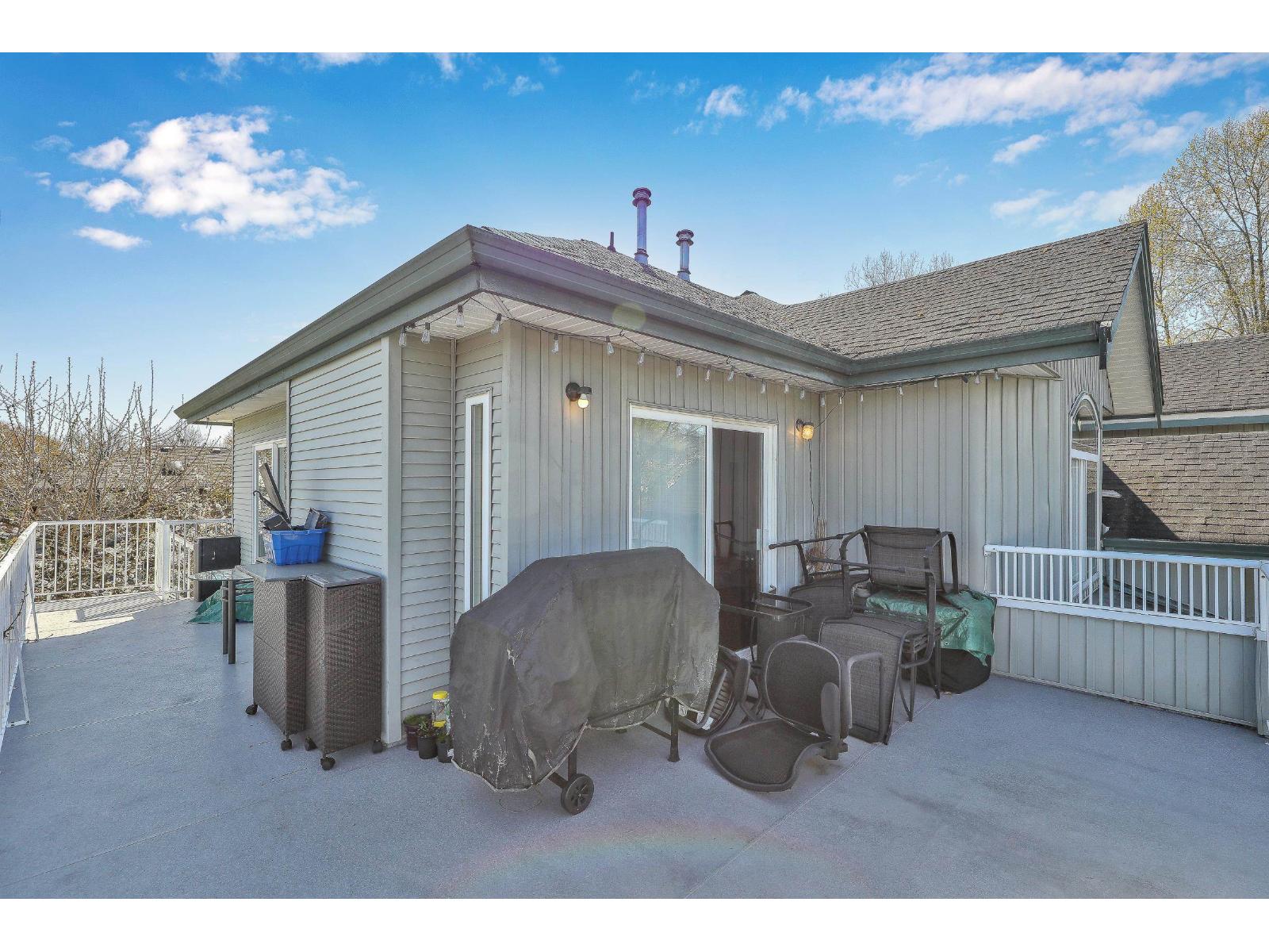 8546 164 Street, Surrey, British Columbia  V4N 1E5 - Photo 21 - R3111025