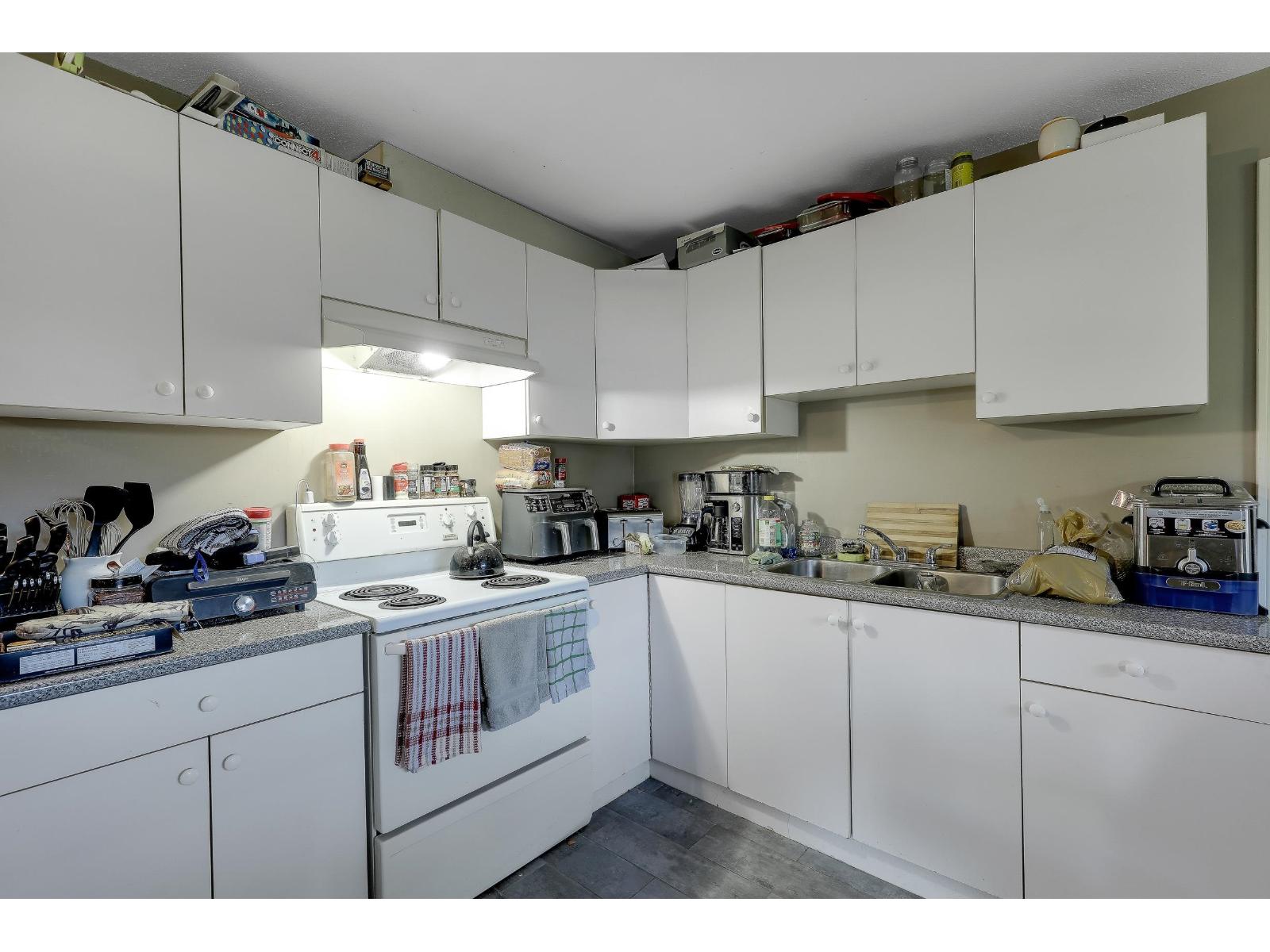 8546 164 Street, Surrey, British Columbia  V4N 1E5 - Photo 36 - R3111025