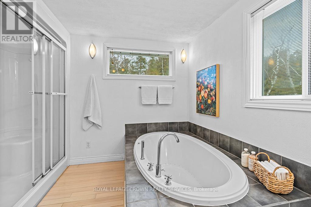 1166 Dorcas Bay Road, Northern Bruce Peninsula, Ontario  N0H 2R0 - Photo 31 - X13004138