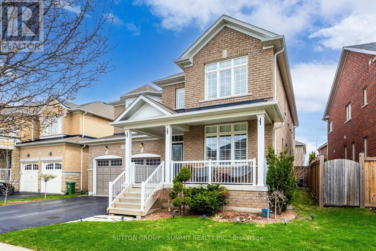 7 Attridge Crescent, Hamilton, Ontario  L8B 0R5 - Photo 3 - X13004218