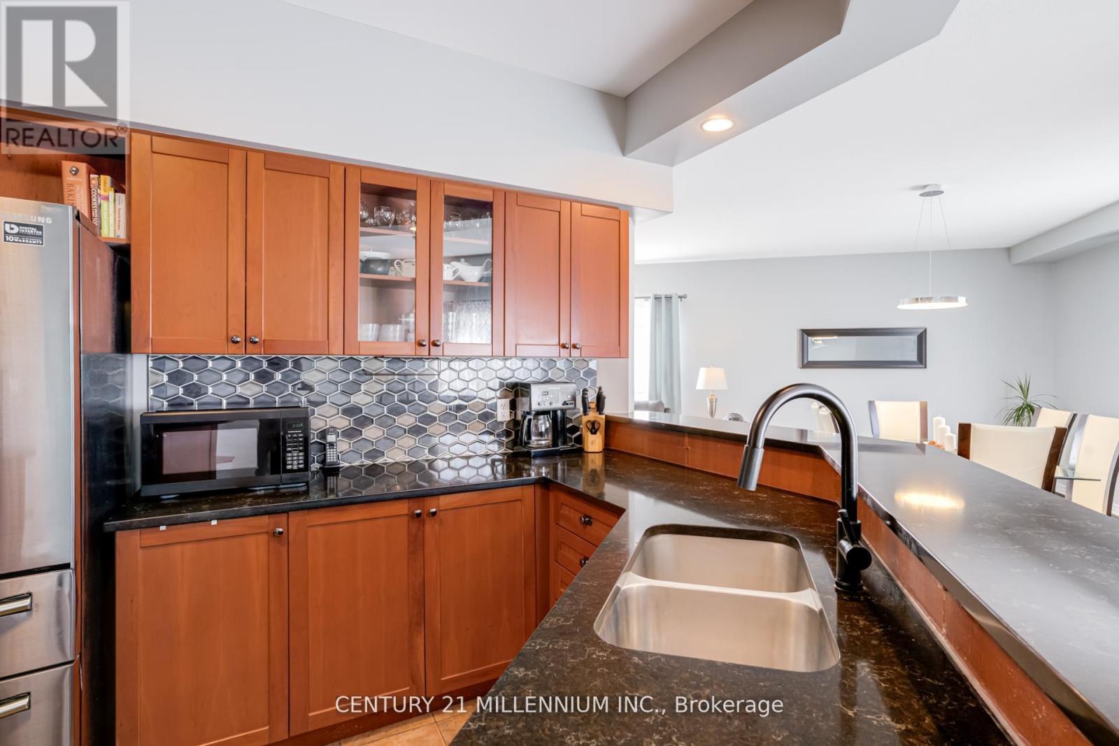 42 Frasson Drive, Guelph, Ontario  N1E 7J9 - Photo 15 - X13004248