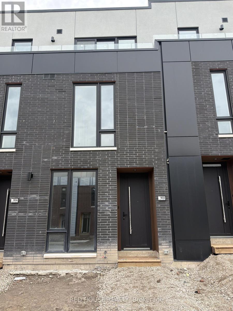 102 Everett Common, St. Catharines, Ontario  L2P 0H2 - Photo 1 - X13004254