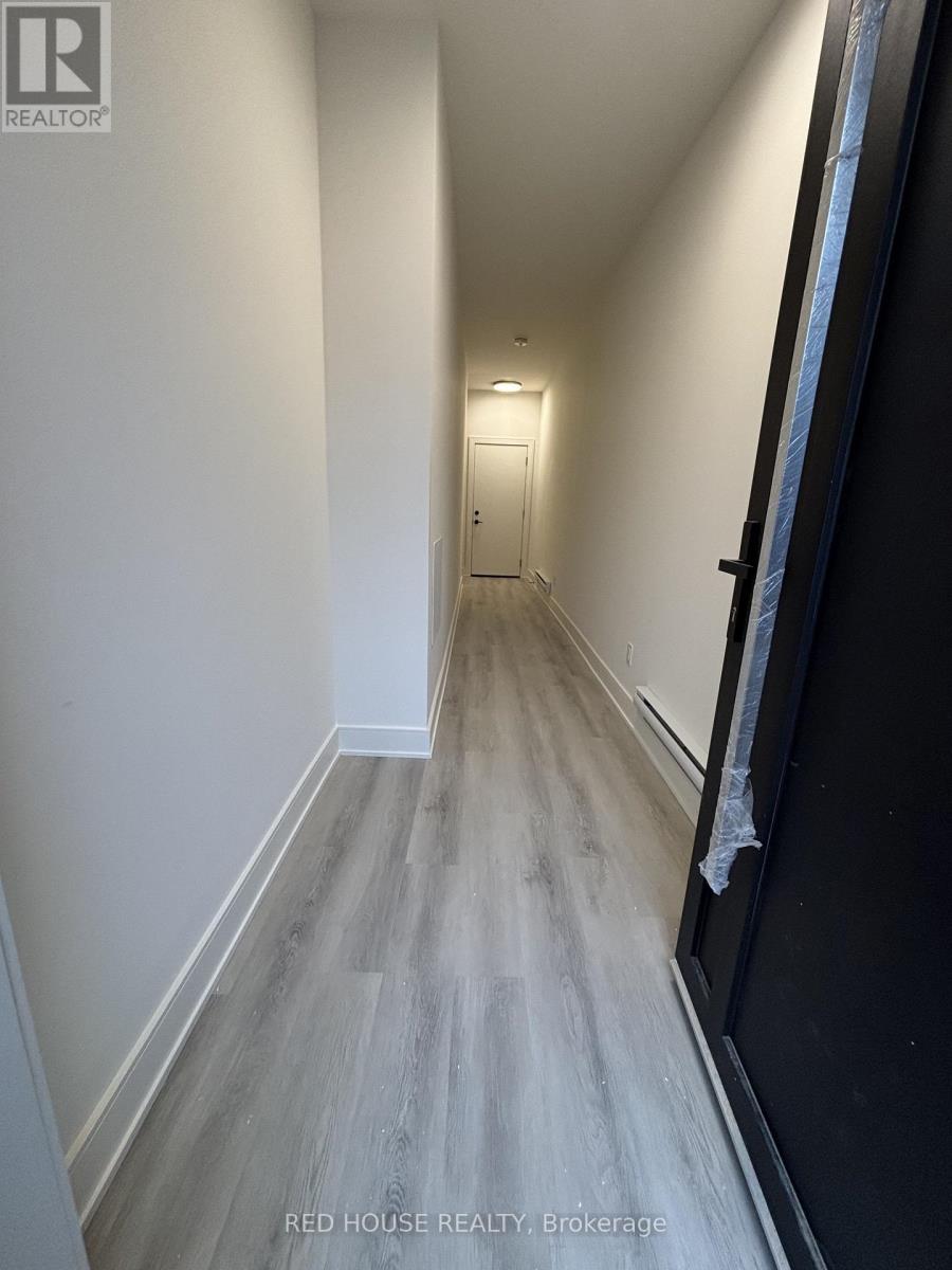 102 Everett Common, St. Catharines, Ontario  L2P 0H2 - Photo 3 - X13004254