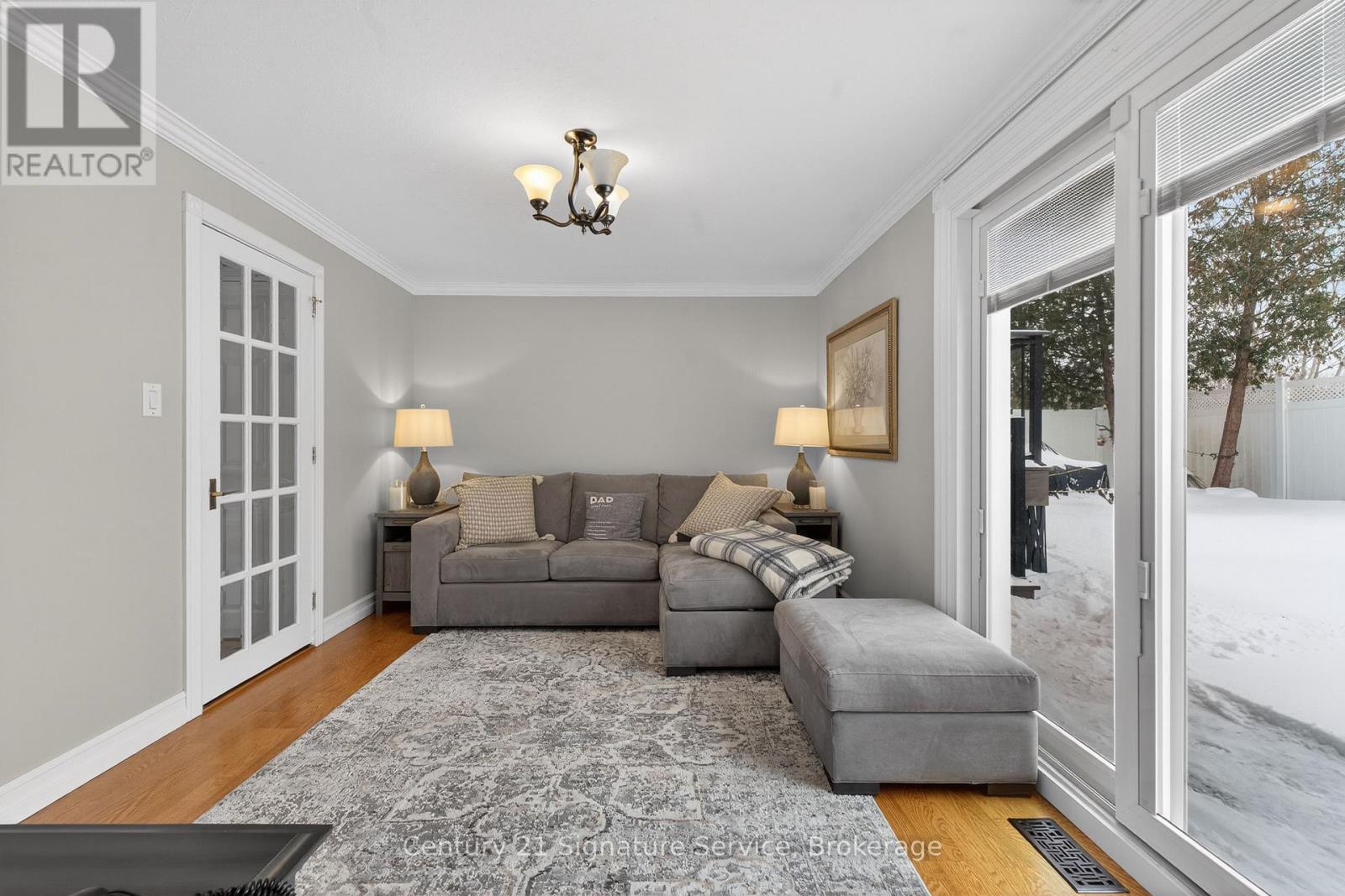 22 Staveley Crescent, Brampton, Ontario  L6W 2R9 - Photo 7 - W12724664