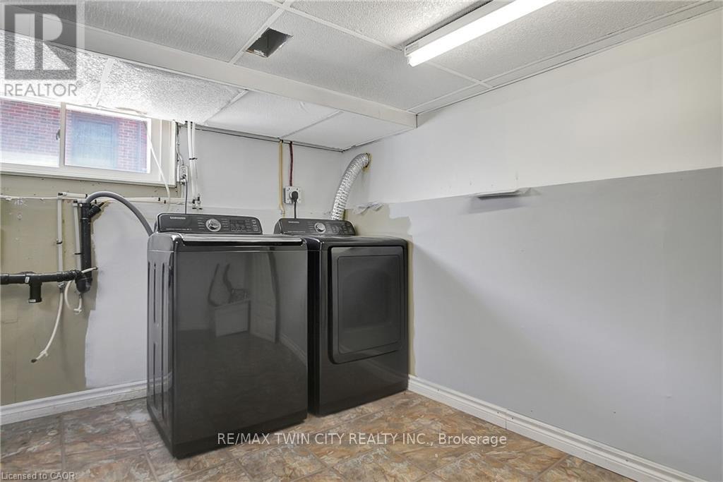 12 Murdoch Street, Cambridge, Ontario  N1R 4H4 - Photo 20 - X12975770