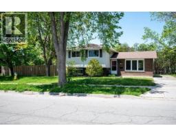 152 MACGREGOR Crescent, Waterloo, Ontario