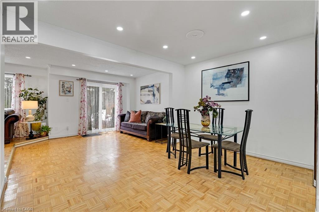 1180 Mississauga Valley Boulevard Unit# 4, Mississauga, Ontario  L5A 3M9 - Photo 3 - 40820890