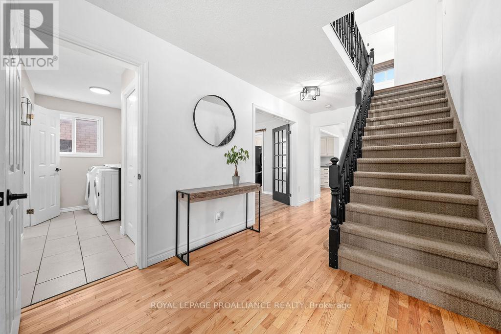 29 Sherwood Crescent, Belleville, Ontario  K8P 5G2 - Photo 10 - X13004308