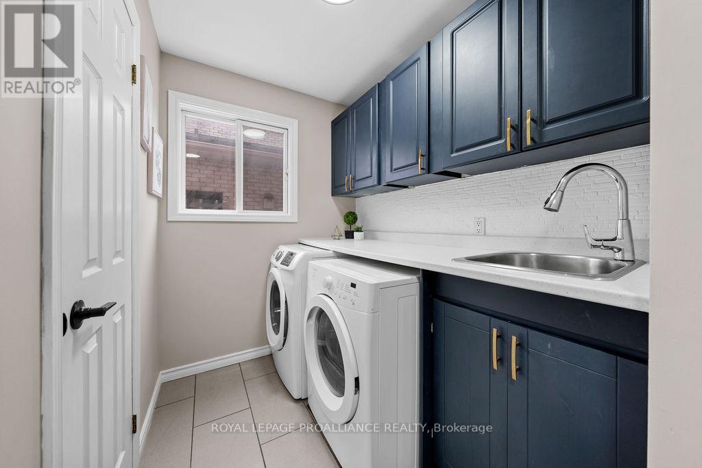 29 Sherwood Crescent, Belleville, Ontario  K8P 5G2 - Photo 11 - X13004308