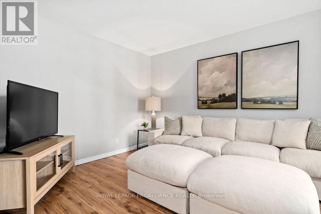 29 Sherwood Crescent, Belleville, Ontario  K8P 5G2 - Photo 8 - X13004308