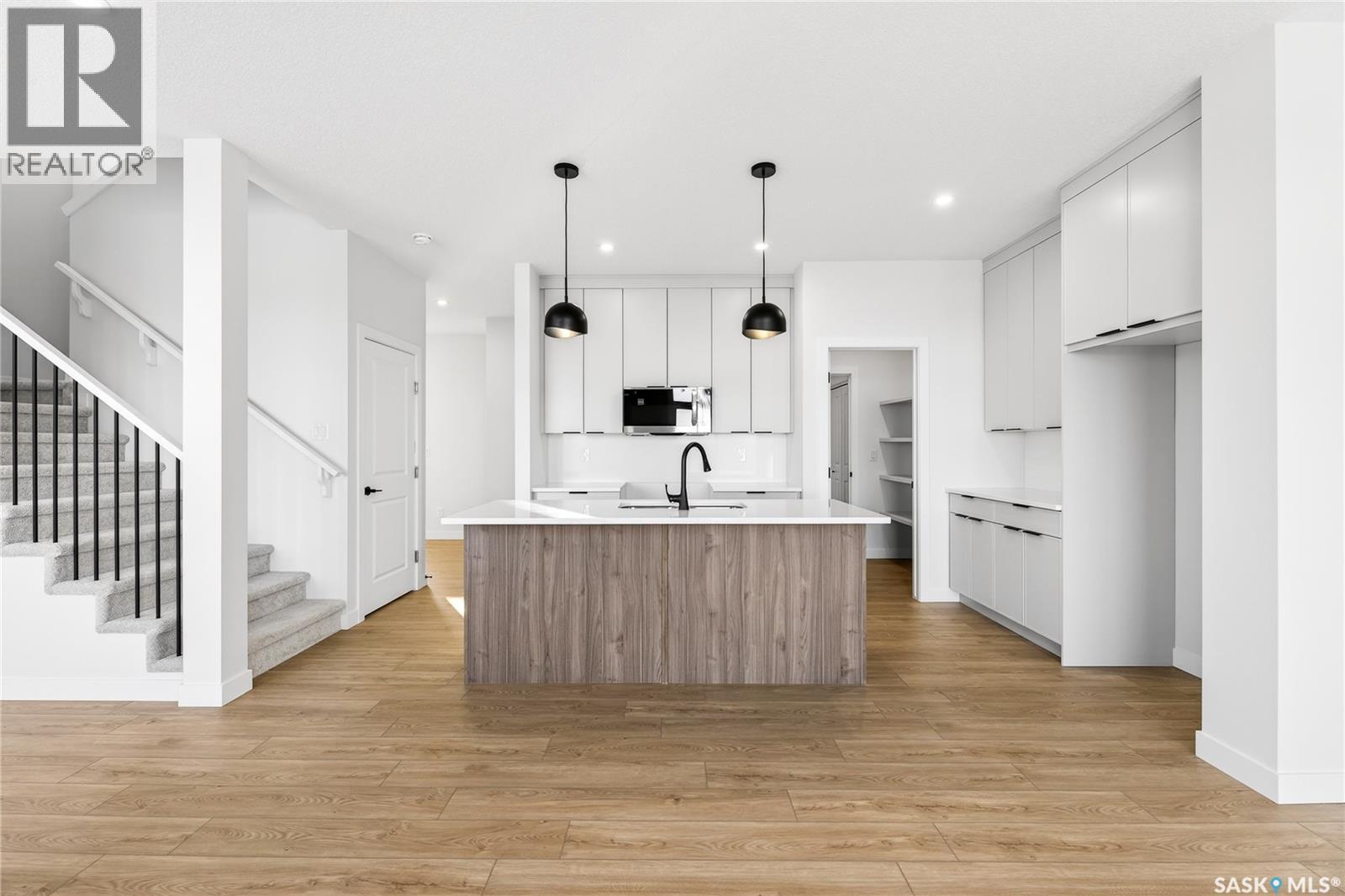 283 Nazarali Way, Saskatoon, Saskatchewan  S7V 1X6 - Photo 9 - SK030573