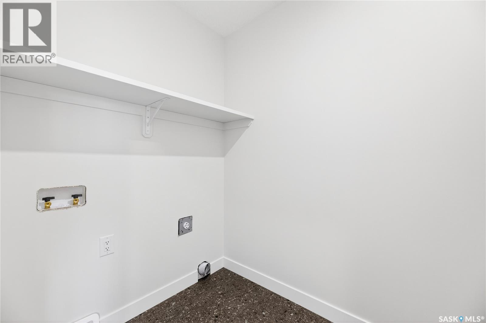 283 Nazarali Way, Saskatoon, Saskatchewan  S7V 1X6 - Photo 36 - SK030573